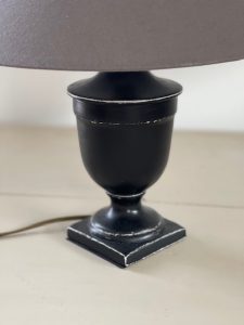 Pied de lampe noir