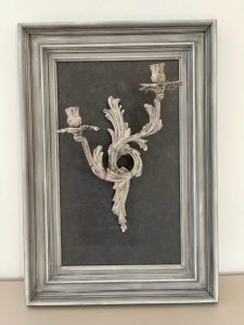 Cadre candélabre patiné gris