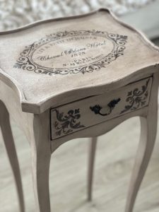 Chevet romantique style Shabby chic