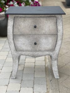 Commode 2 tiroirs patinée gris
